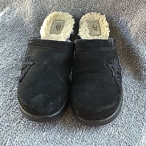 Ugg mules
